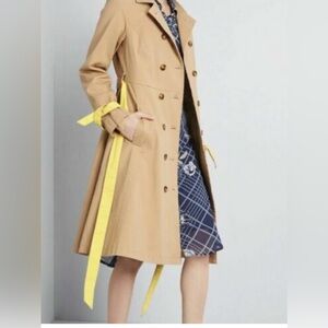ModCloth Classic Imagination double breasted trench coat in khaki/yellow Large